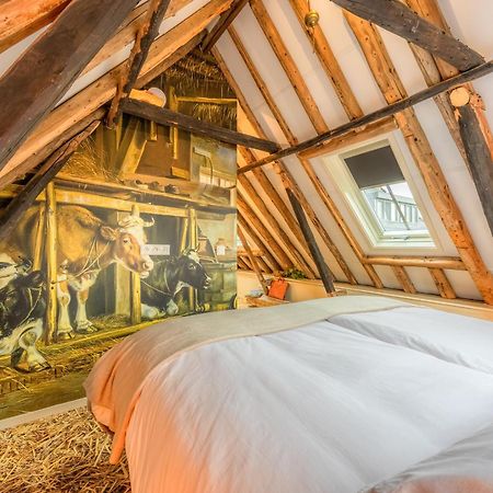 Unieke Bed En Breakfast Met Historisch Verhaal In Ferwert Ferwerd Exterior photo