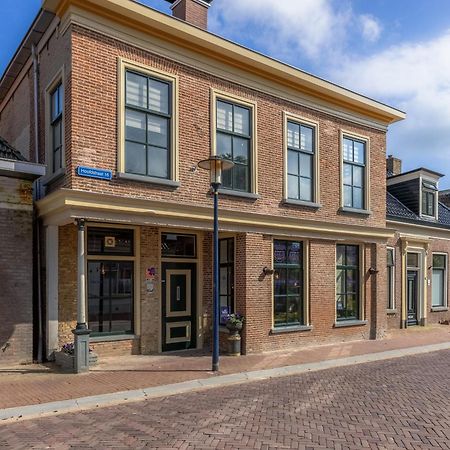 Unieke Bed En Breakfast Met Historisch Verhaal In Ferwert Ferwerd Exterior photo
