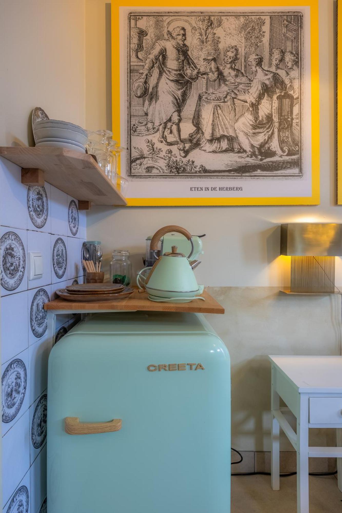 Unieke Bed En Breakfast Met Historisch Verhaal In Ferwert Ferwerd Exterior photo