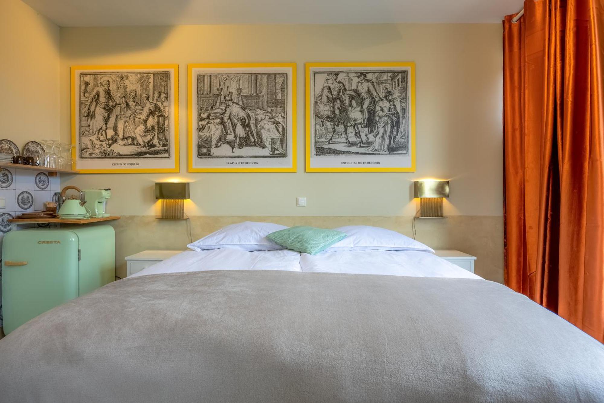 Unieke Bed En Breakfast Met Historisch Verhaal In Ferwert Ferwerd Exterior photo